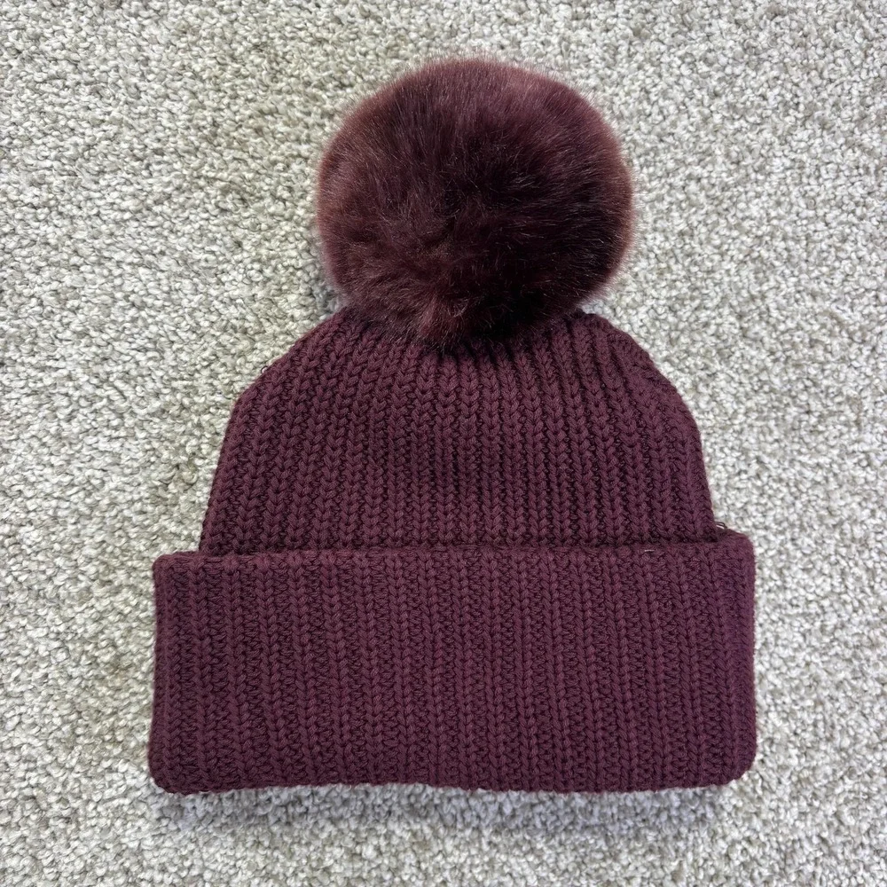 Love Your Melon Beanie Unisex One Size Red Harry Potter Pom Pom‎ Winter Knit Hat